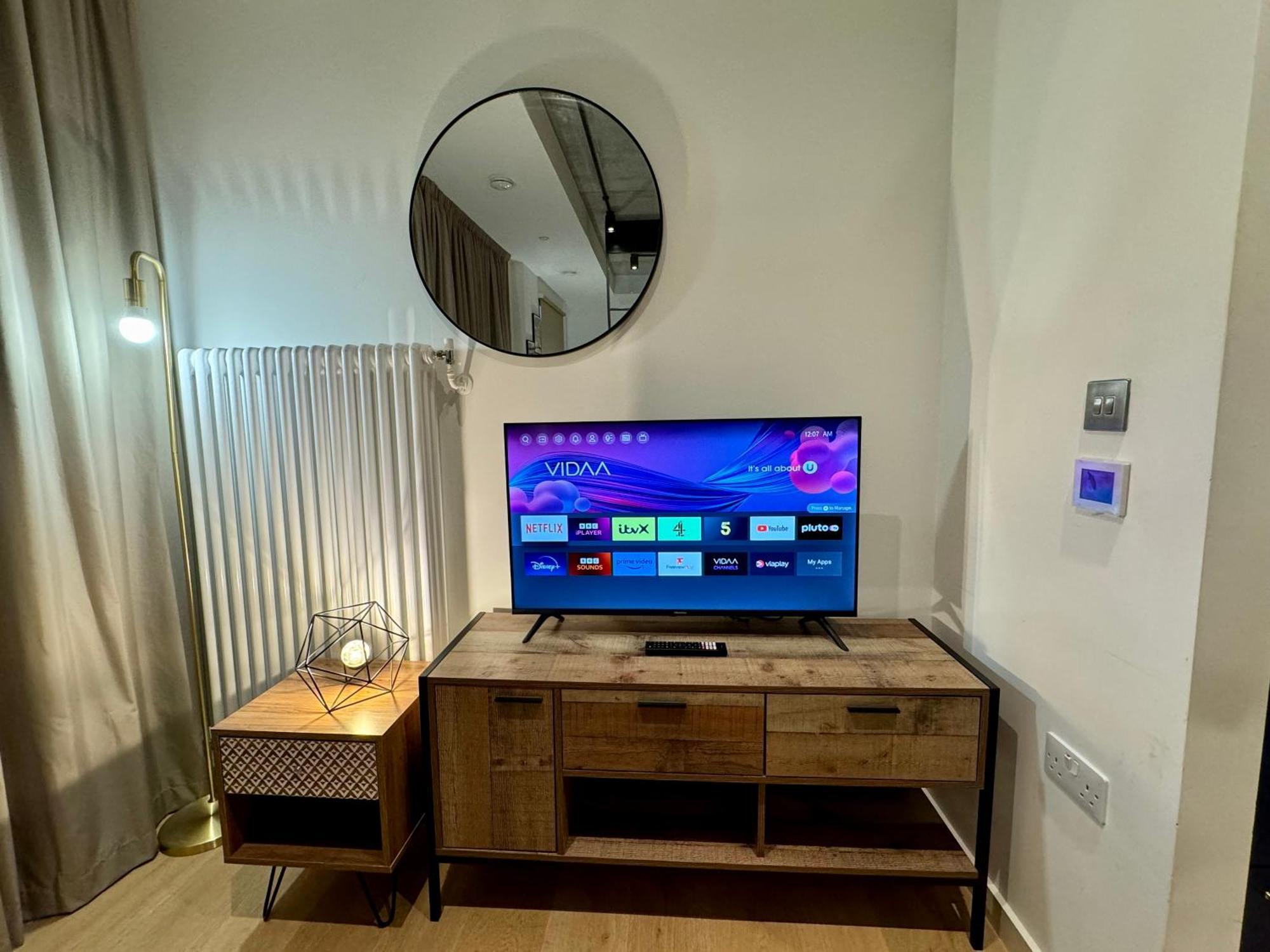 Amazing Cosy Apartment, Next To O2 Arena And Close To London Excel, Secure Parking Eksteriør billede
