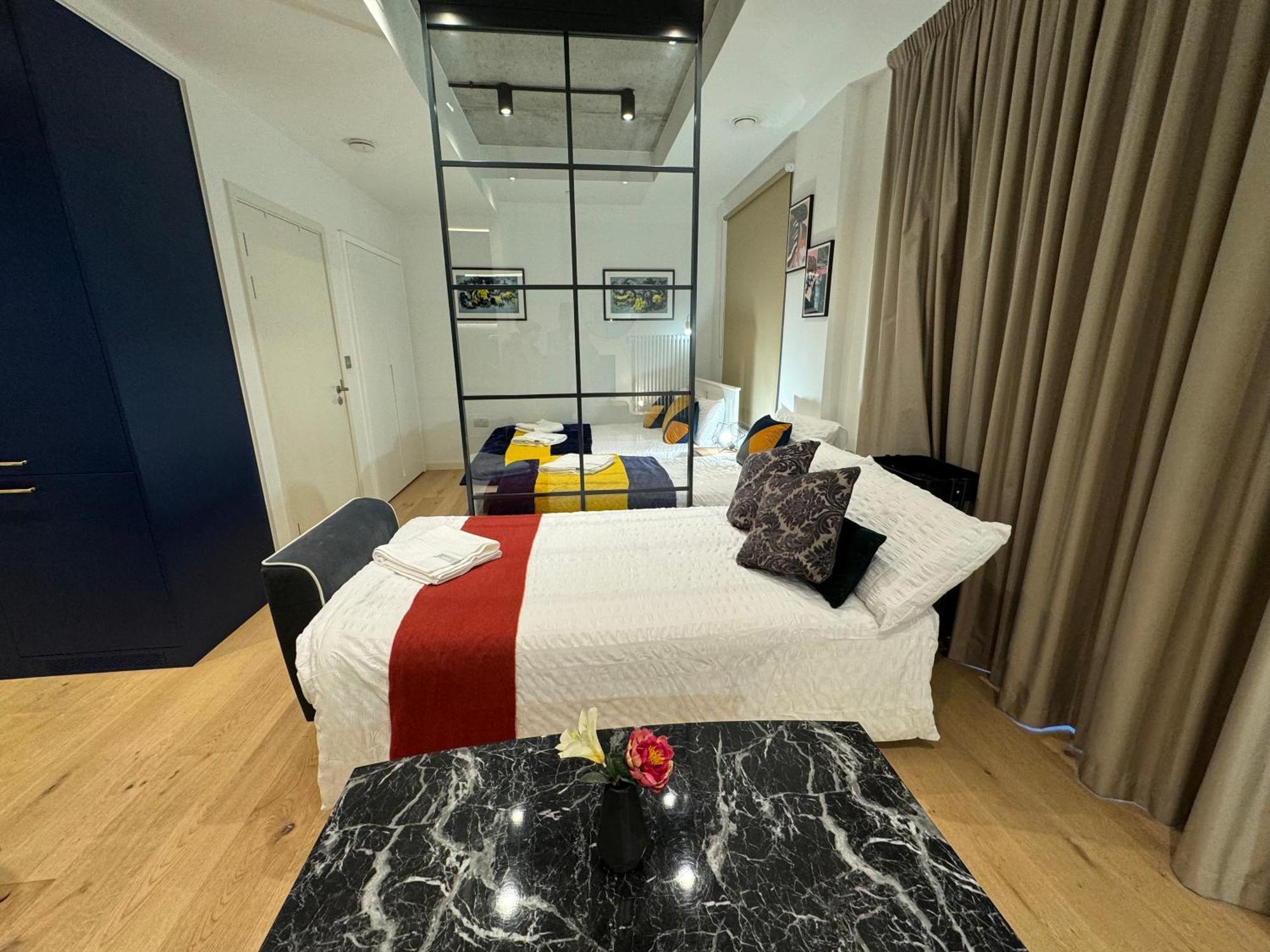 Amazing Cosy Apartment, Next To O2 Arena And Close To London Excel, Secure Parking Eksteriør billede